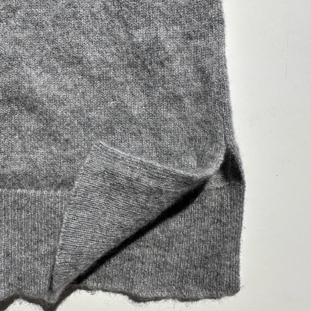 EUC Nordstrom 100% Cashmere Women's Gray Turtleneck Sweater, M - Picture 8 of 12